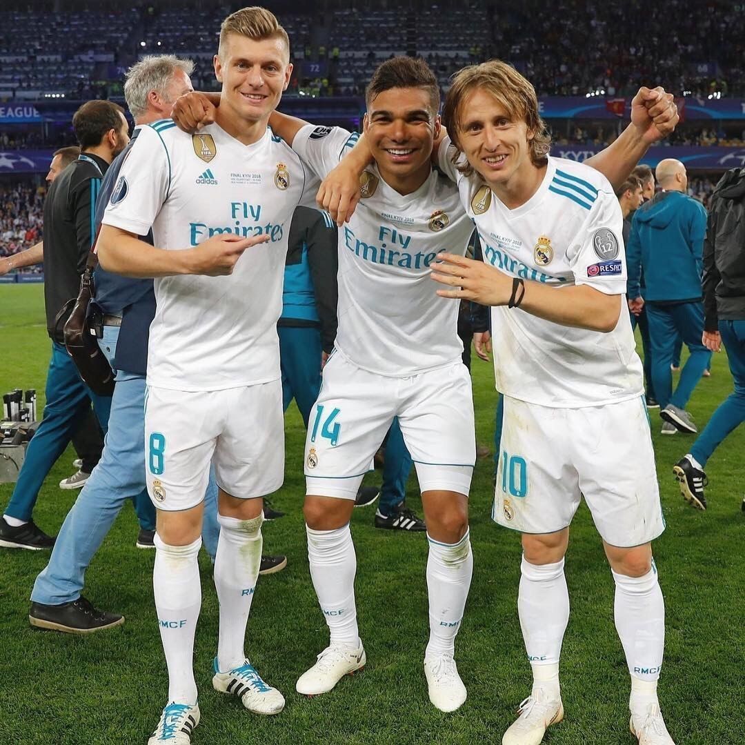 Real Madrid spent only €65m for midfield trio (Modric €35m, Kroos €25m, Casemiro €5m). They have won 14 trophies together at the club 🤩