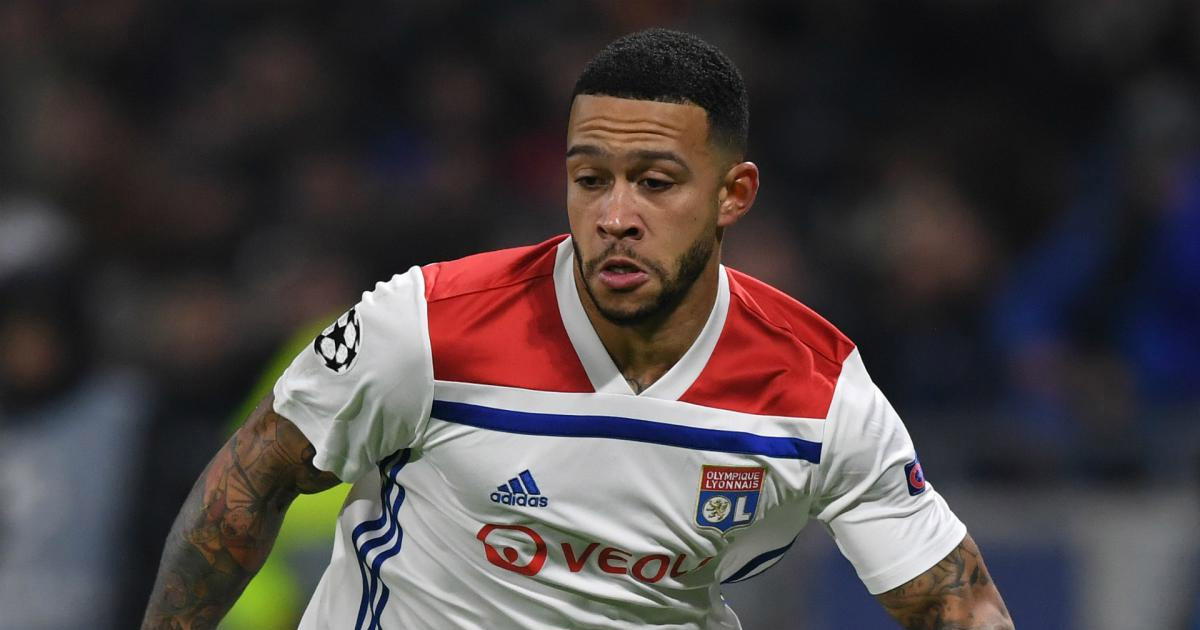 Advantage and disadvantage of signing Memphis Depay in January